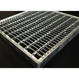 Прессованный настил с ячейкой 33х11 и 33x33